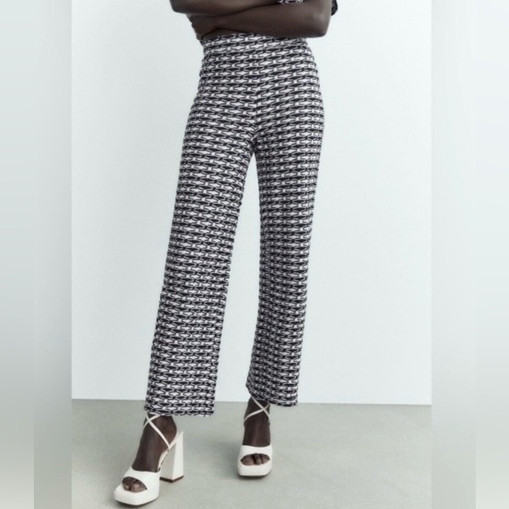 Zara black & white knit pants